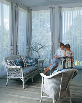 blinds,shutters,Shades,window blinds,vertical blinds,wood,mini blinds,venetian blinds,plantation shutters,window shutters,wood shutters